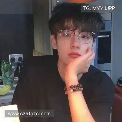 裴允盼